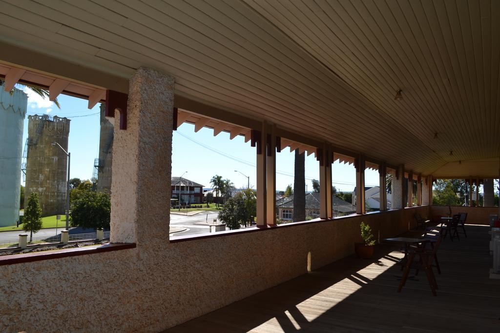 Hydro Hotel Leeton Exterior photo